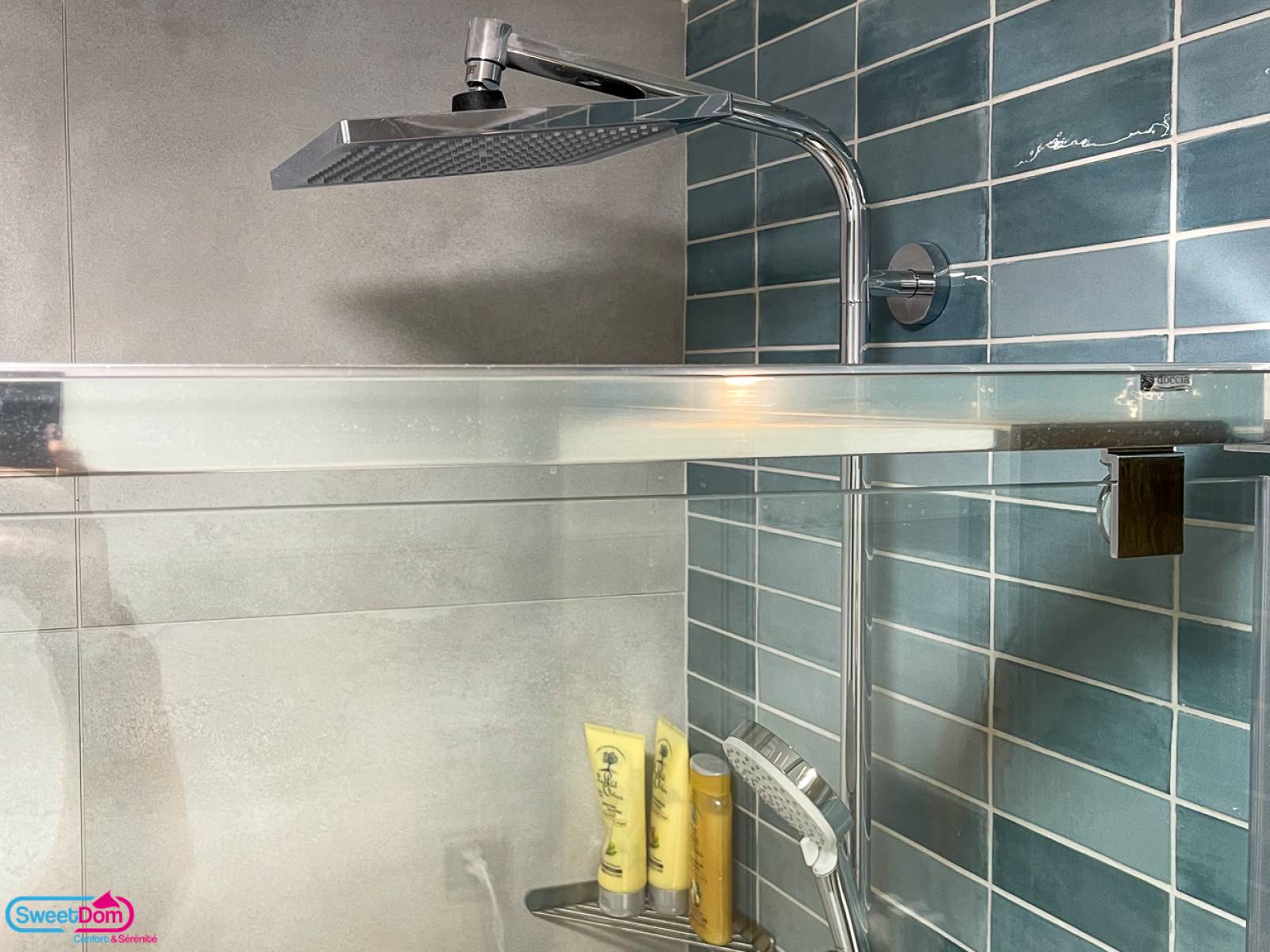 Installer une colonne de douche chromée à Neuilly Plaisance (93360)
