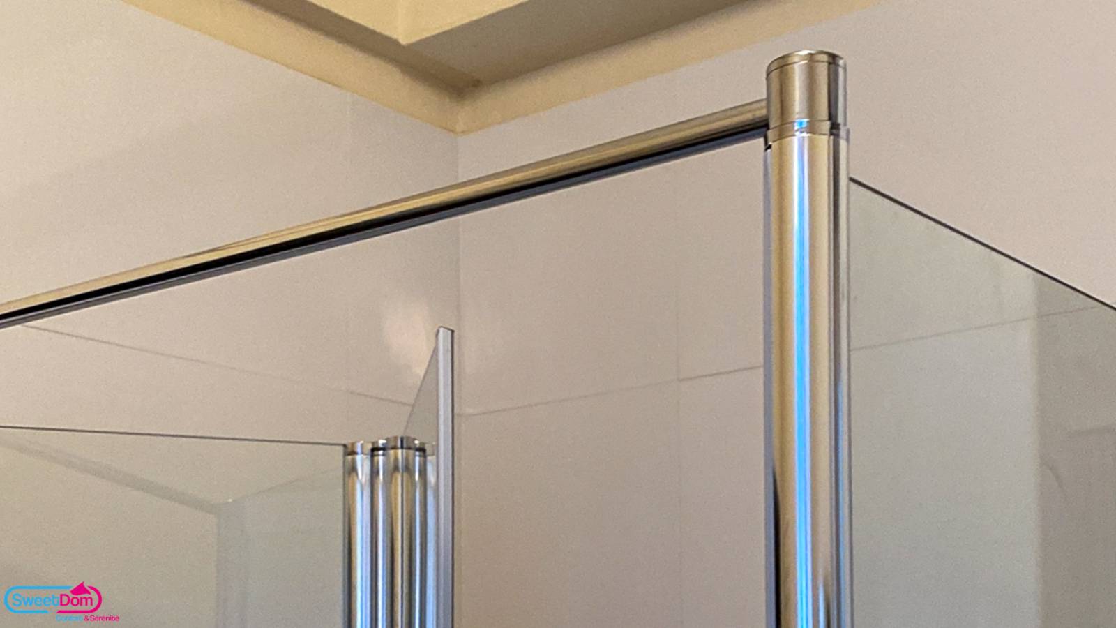 Remplacer la paroi de douche par une nouvelle plus épurée à Vincennes (94300)