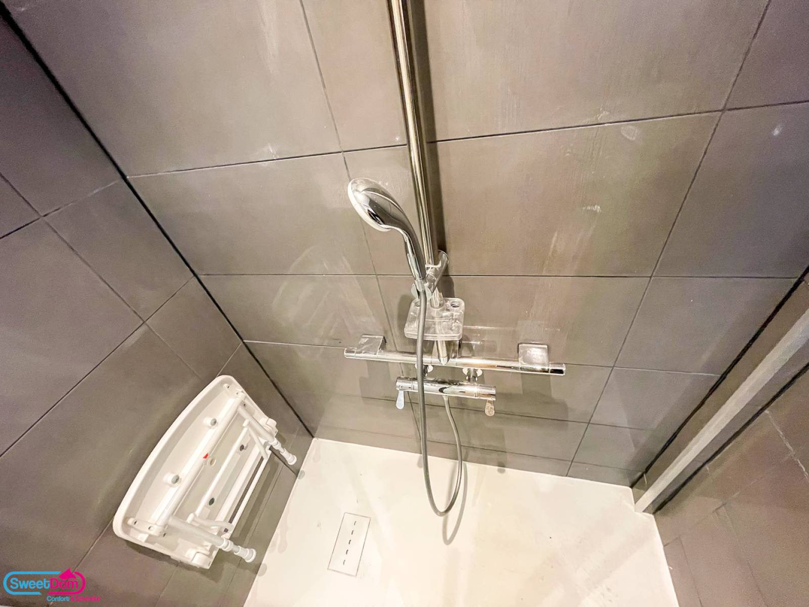 Équiper la douche de la salle d'eau à Arnouville (95)