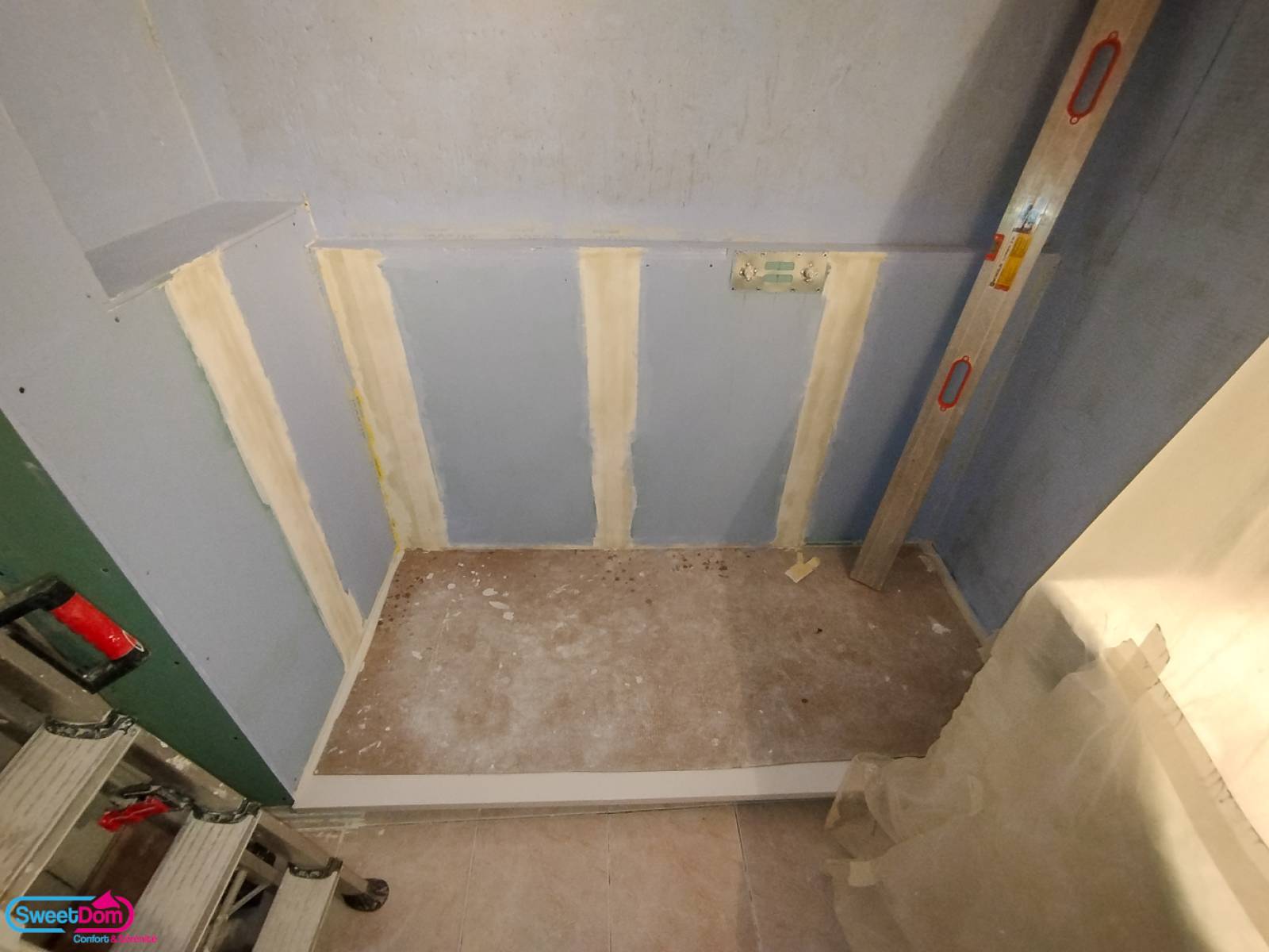Rendre étanche l'espace douche avant la pose du carrelage à Chevilly-Larue (94550)