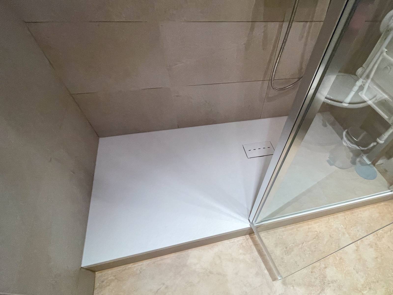 Installer un receveur antidérapant sur mesure à Saint-Cloud (92210)