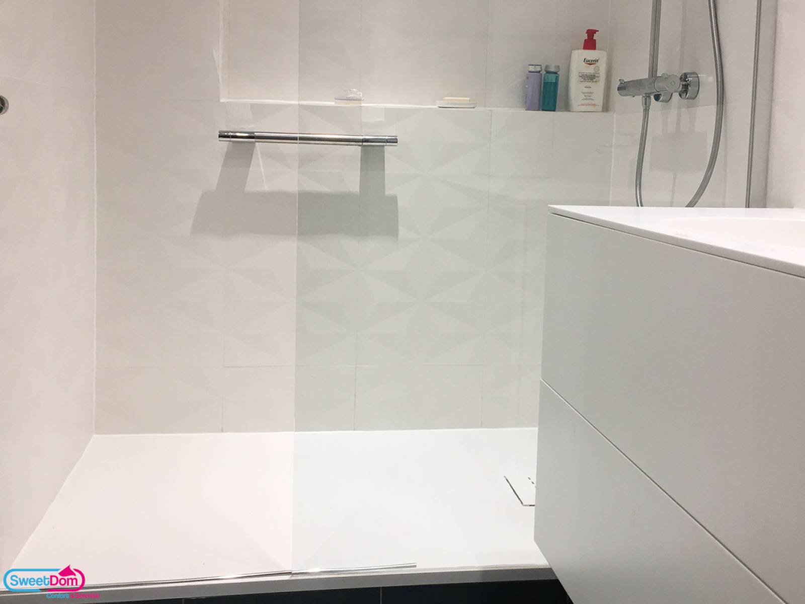 Mettre une barre d'appui en prévention dans la douche à Boulogne-Billancourt (92100)