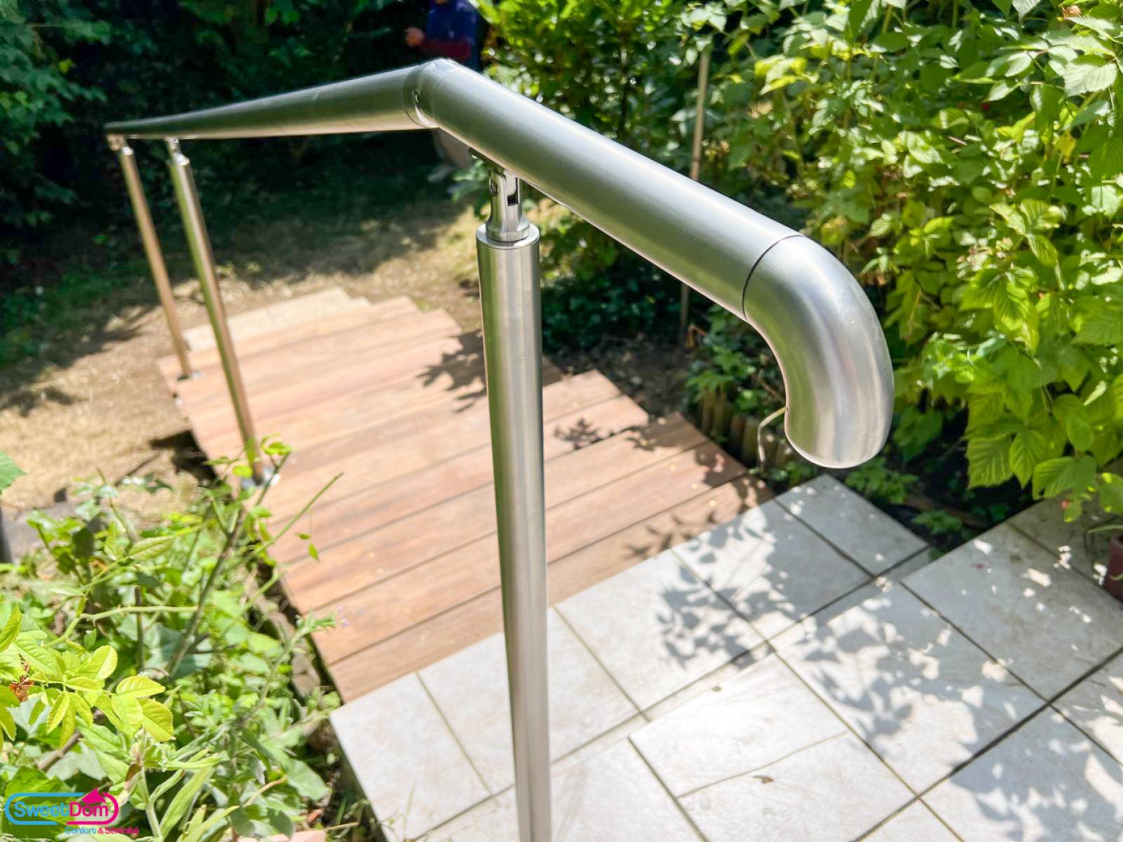 Installer une main courante pour accéder au jardin à Montrouge (92120)