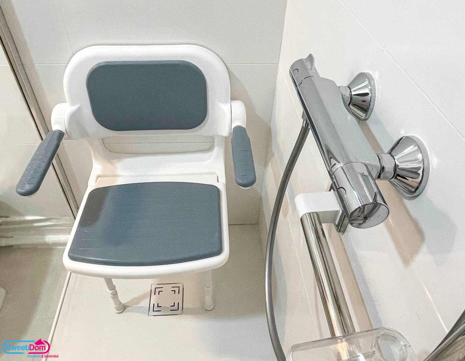 Placer des équipements adaptés dans la douche à Arcueil (94)