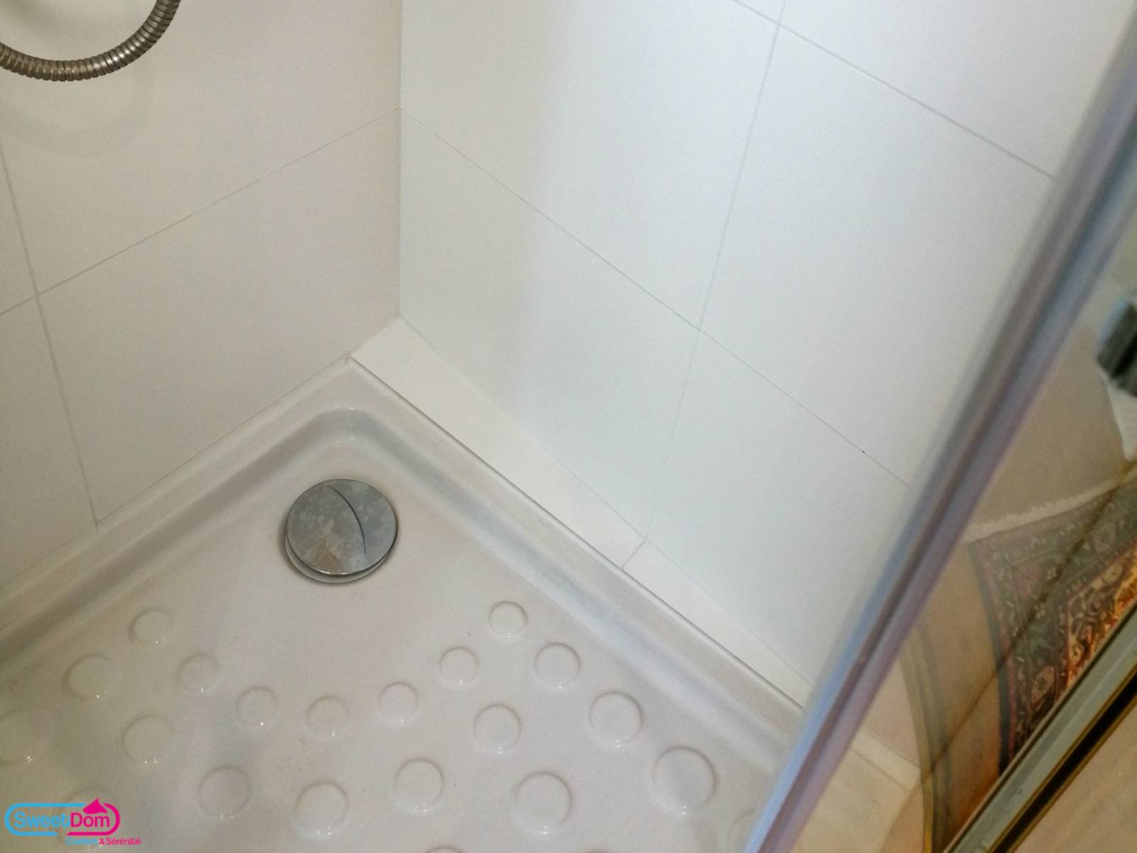 Faire appel à des professionnels pour rénover la salle d'eau après un dégât des eaux à Créteil (94000)
