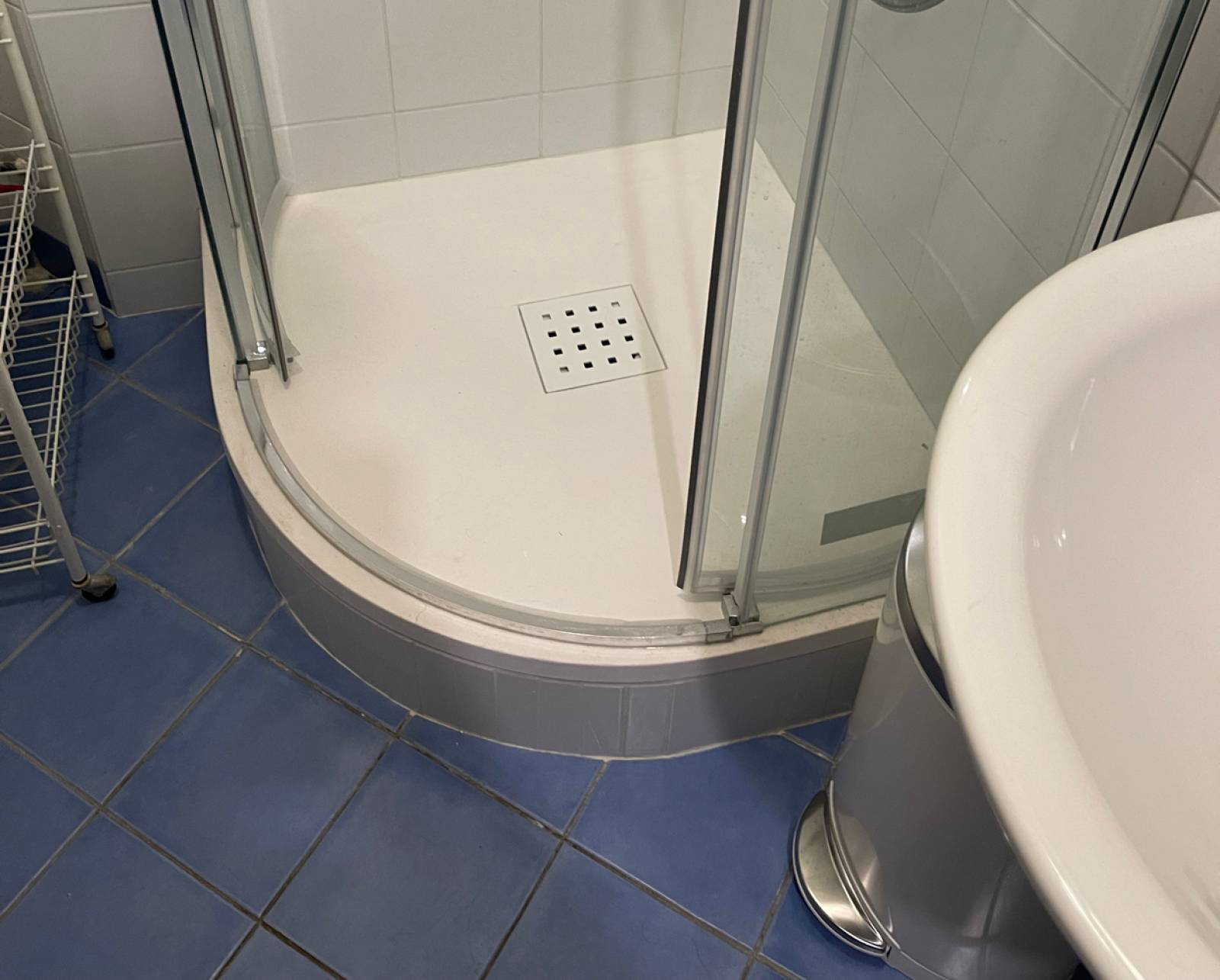 Ensemble receveur et paroi de douche 1/4 de rond Doccia