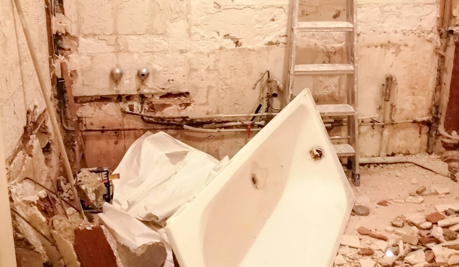  Chantier, dépose des équipements (75015) 