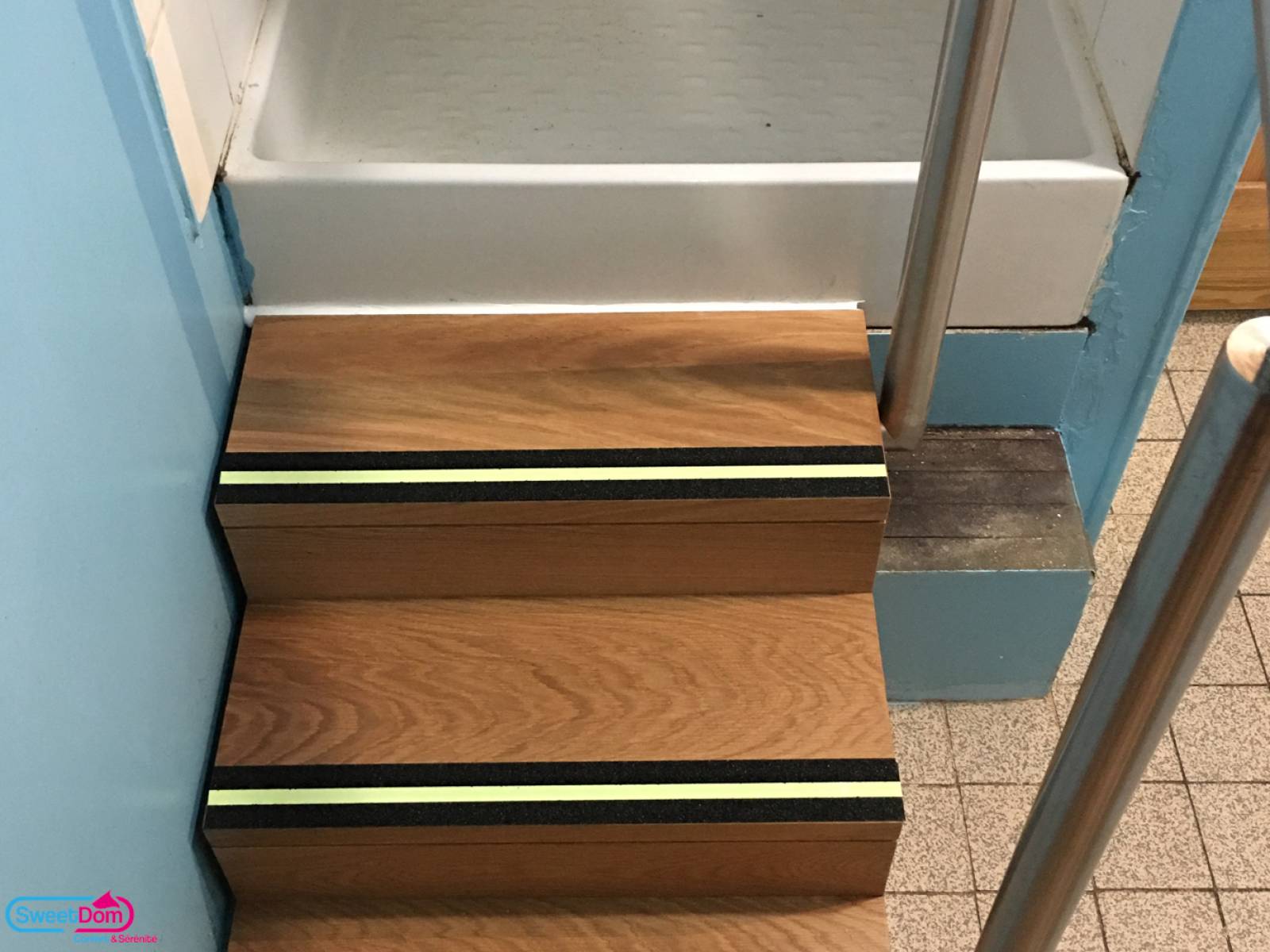 Installer des marches d'accès à la douche avec une main courante à Joinville-le-Pont (94340)