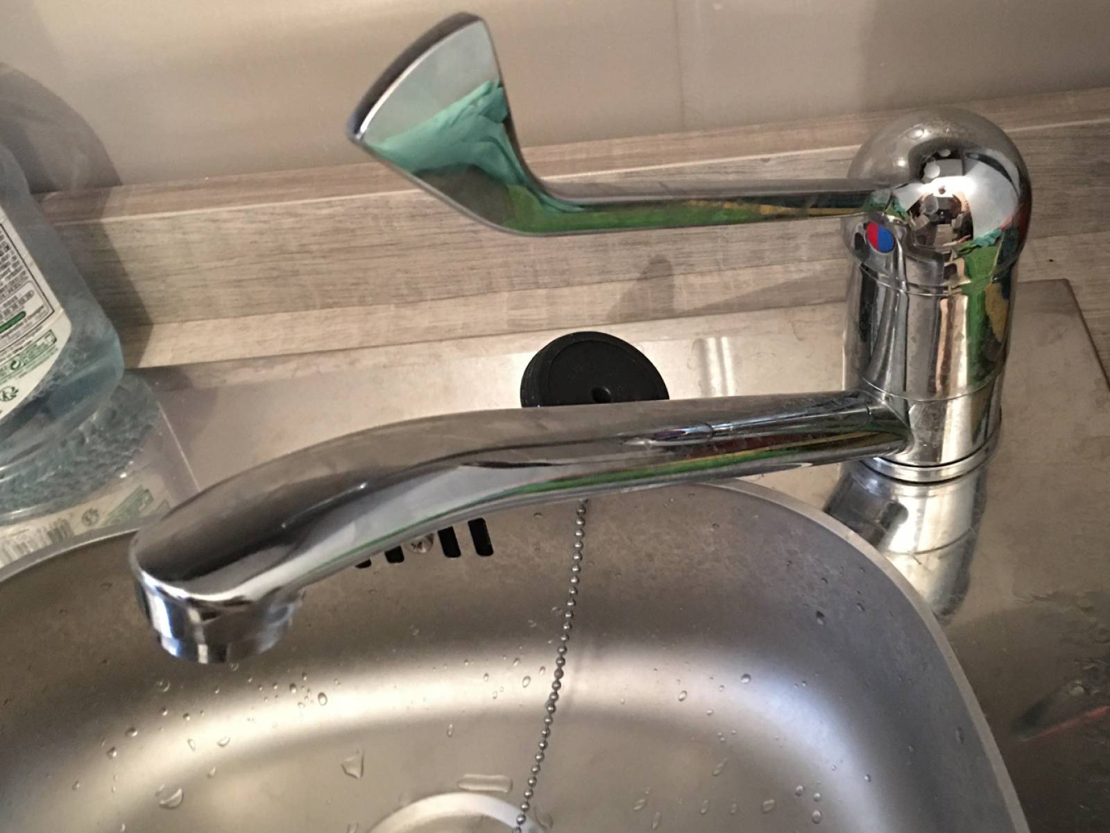 Raccorder un mitigeur ergonomique à Paris