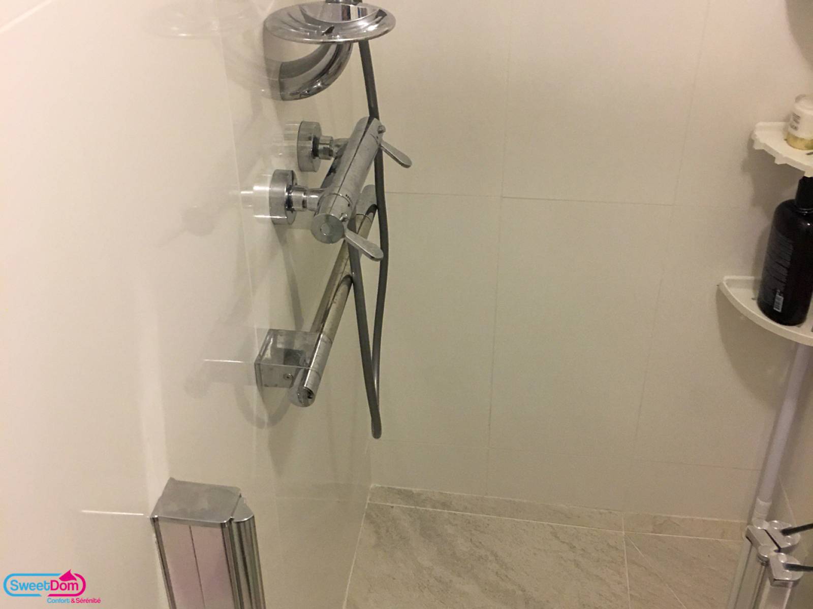 Equiper l'espace douche avec un mitigeur thermostatique à Versailles (78000)