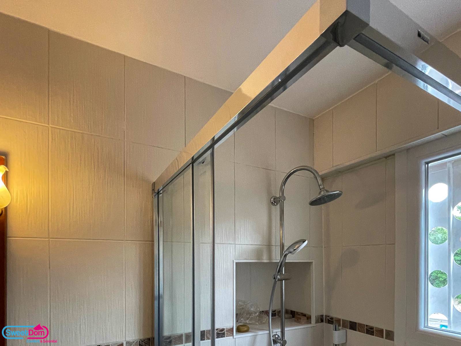 Installer une paroi de douche coulissante à Nanterre (92000)