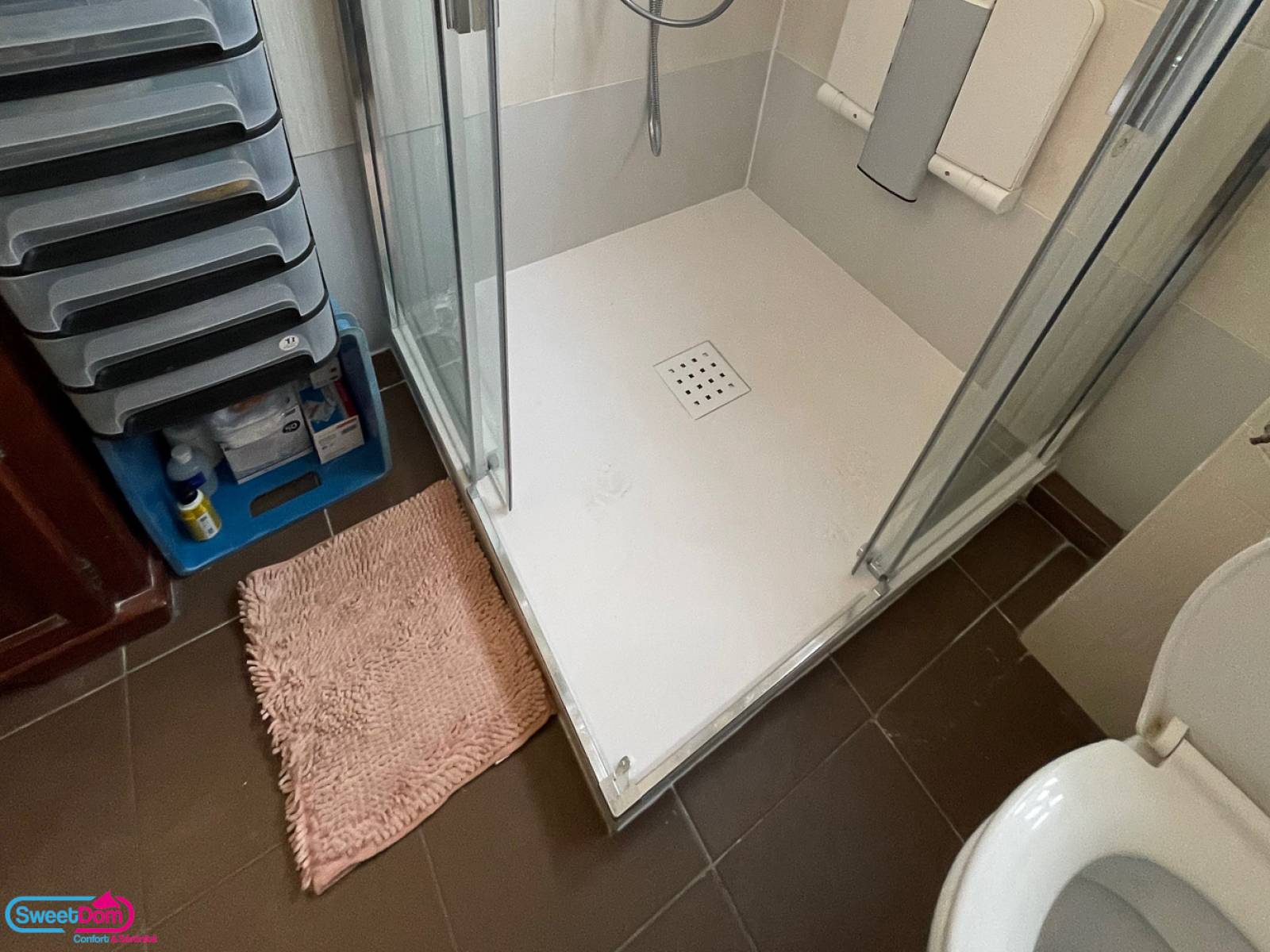 Réalisation d'une douche PMR avec une faible hauteur à Nanterre (92000)
