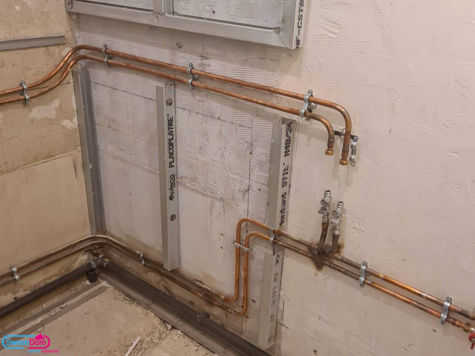 Refaire la plomberie pour la nouvelle douche et le lavabo à Montrouge (92120)