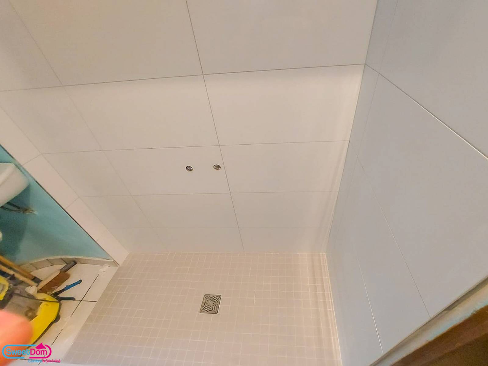 Installer une carrelage mural blanc et discret à Saint-Ouen-sur-Seine (93400)