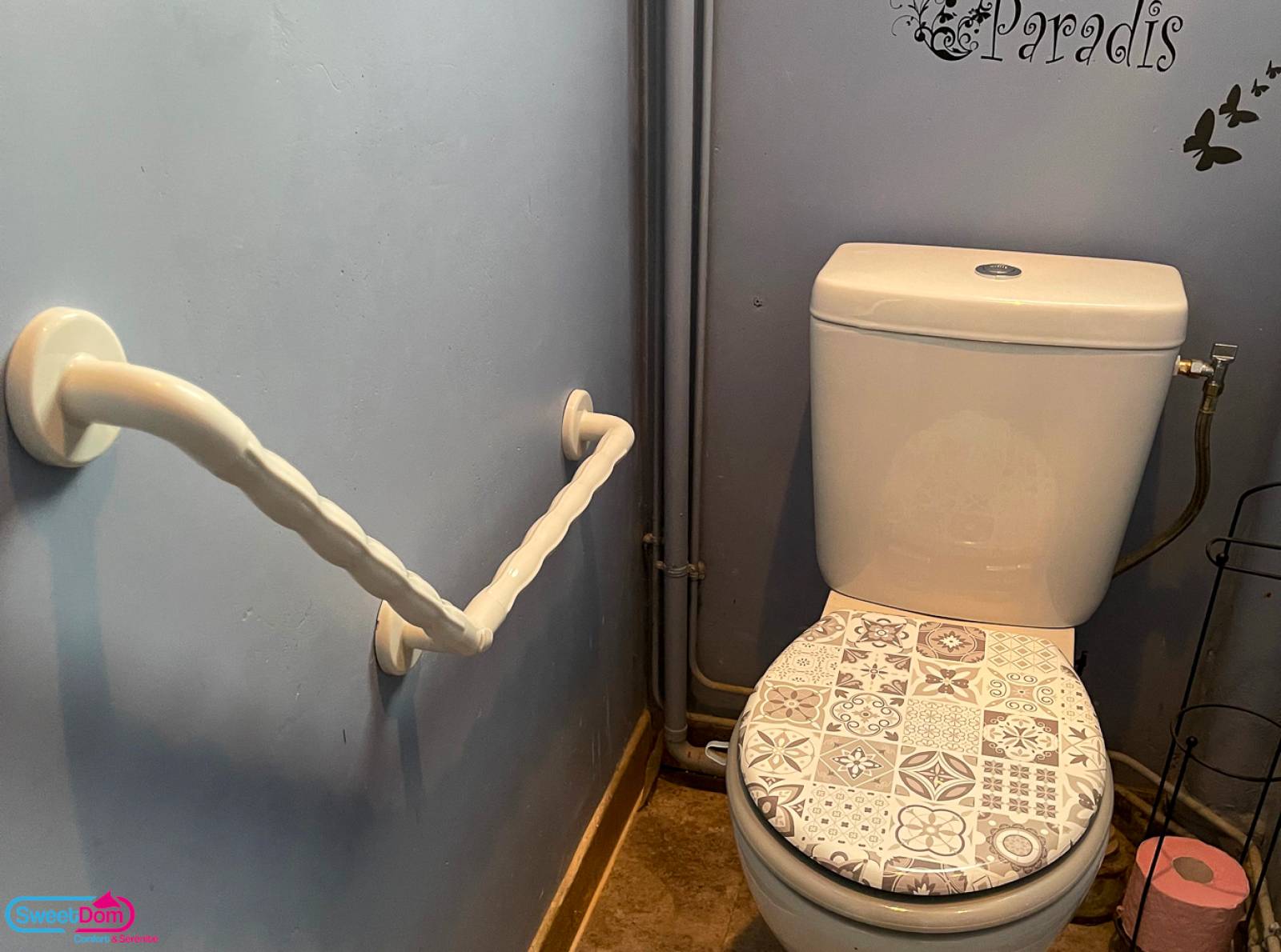 Rendre les WC plus accessible avec une barre d'appui à Créteil (94000)