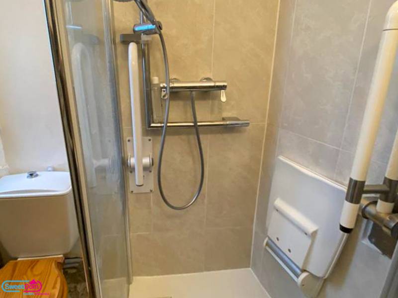 Adapter une douche aux besoins de l'usager à Nanterre (92000)