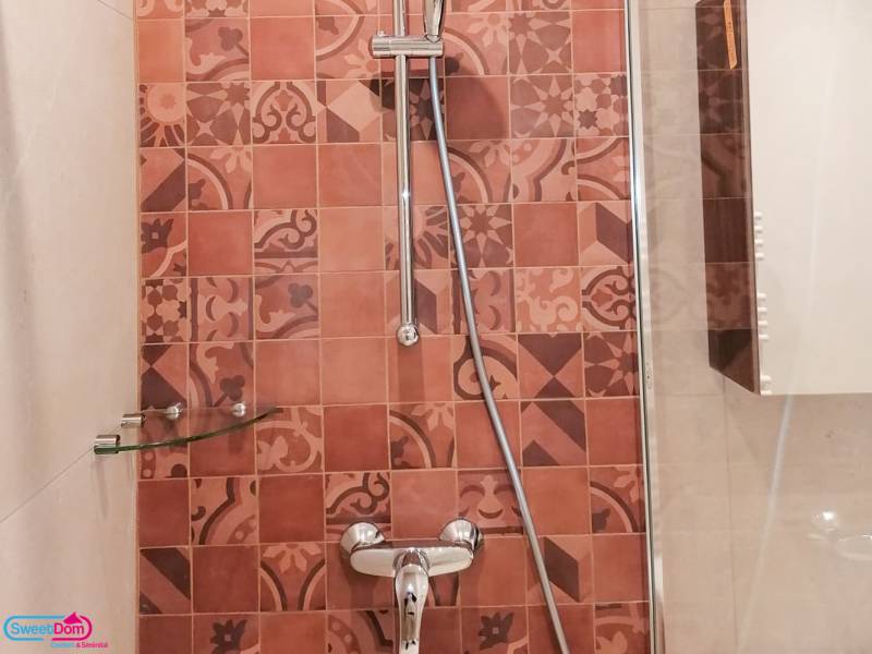 Installer un carrelage unique dans sa douche à Levallois-Perret (92300)