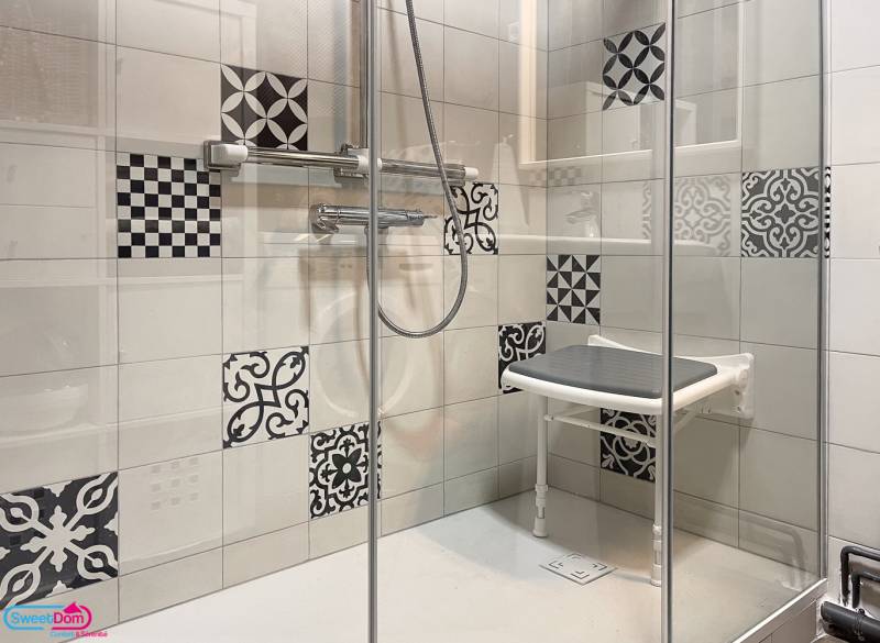 Installer des équipements sécurisés pour la douche à Montreuil (93100)