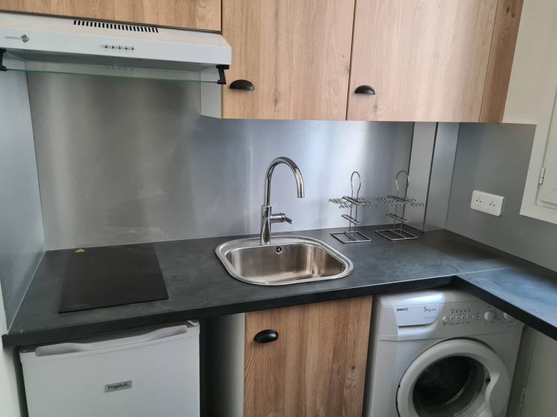 Cuisine moderne avec espace snack (75015)