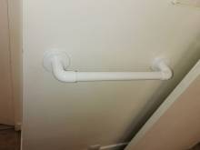 Installation d'une barre d'appui horizontale (75012)