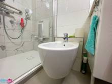 Mettre un bidet suspendu dans la salle de bains rénovée à Boulogne-Billancourt (92100)