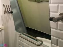 Utiliser un miroir inclinable au-dessus du lavabo à Montrouge (92120)