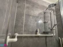 Barre sur mesure dans la douche