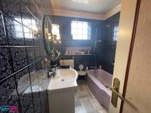 Réaliser des travaux dans sa salle de bains pour adapter la pièce à ses besoins