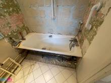 Déposer la baignoire pour créer une douche accessible à Neuilly-Plaisance (93360)