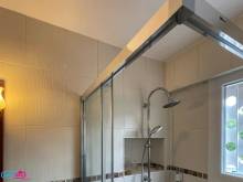 Installer une paroi de douche coulissante à Nanterre (92000)