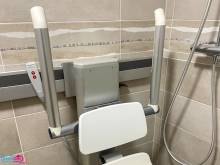 Profiter d'un siège avec des accoudoirs rabattables à Vincennes (94300)