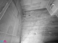 Compléter une douche à l'italienne avec un siège Pressalit à Vincennes (94300)